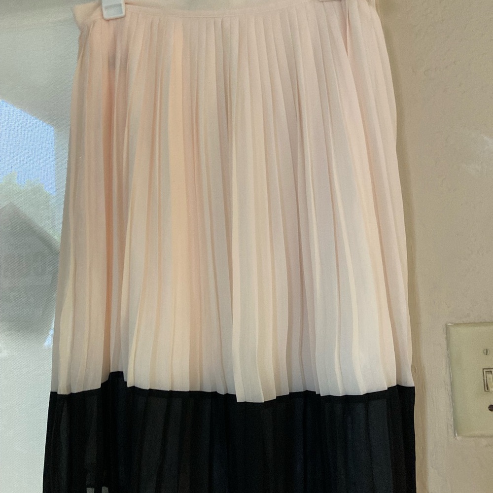 Falda de forever 21 💯 polyster talla M